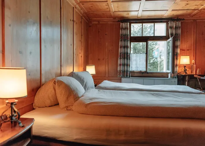 Landgasthof Paradiesli Herberg *